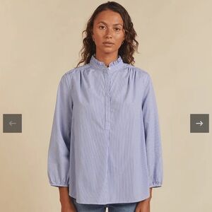 Trovata Sarah Henley blue stripe ruffle collar size Small